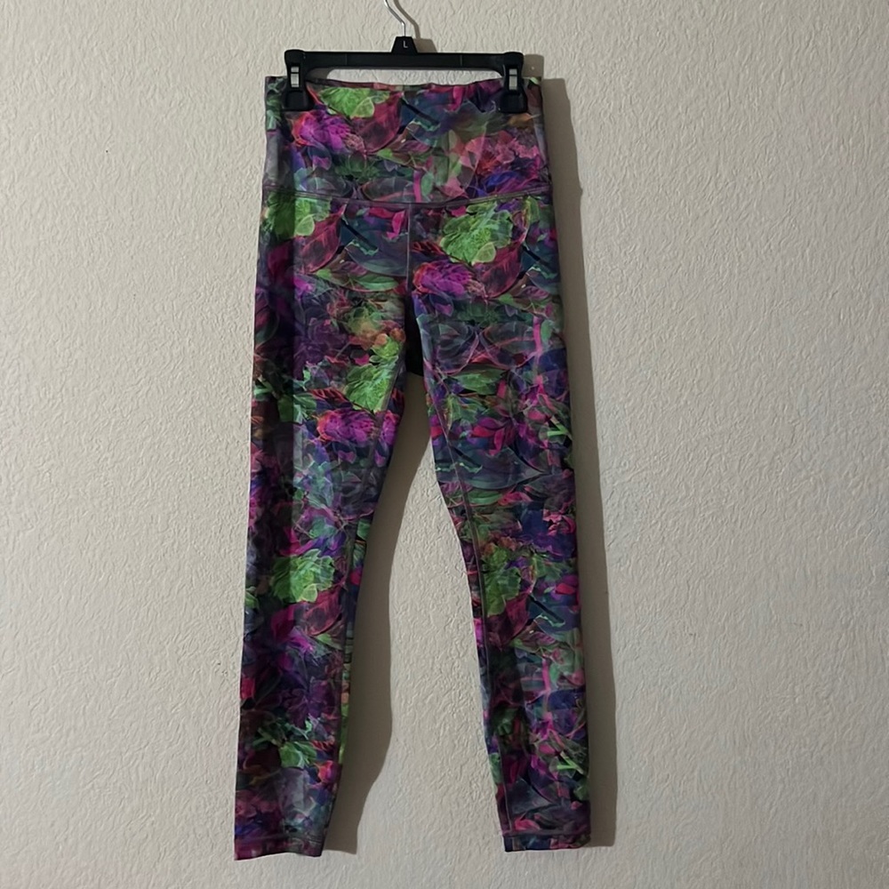 Lulu leggings never worn